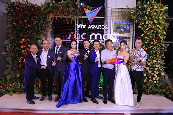 Dàn sao đình đám hội tụ tại lễ trao giải VTV Awards 2018 - Hình 9
