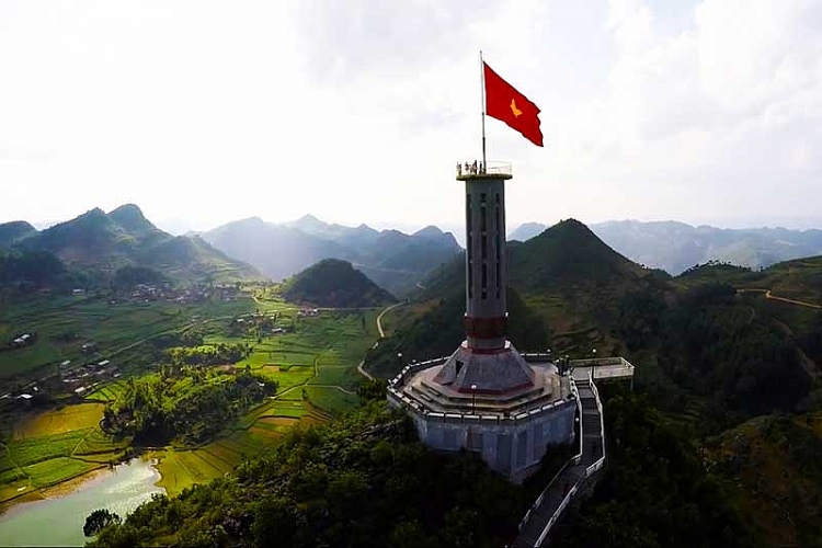 Hãy xách ba lô đến với mảnh đất Hà Giang xinh đẹp vào tháng 10 này - Hình 4