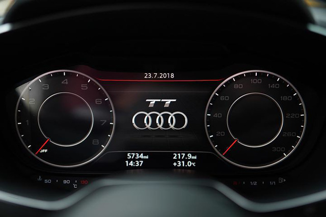 Lăn bánh chưa tới 8.000 km, Audi TT 2016 lên đường tìm chủ mới - Hình 6