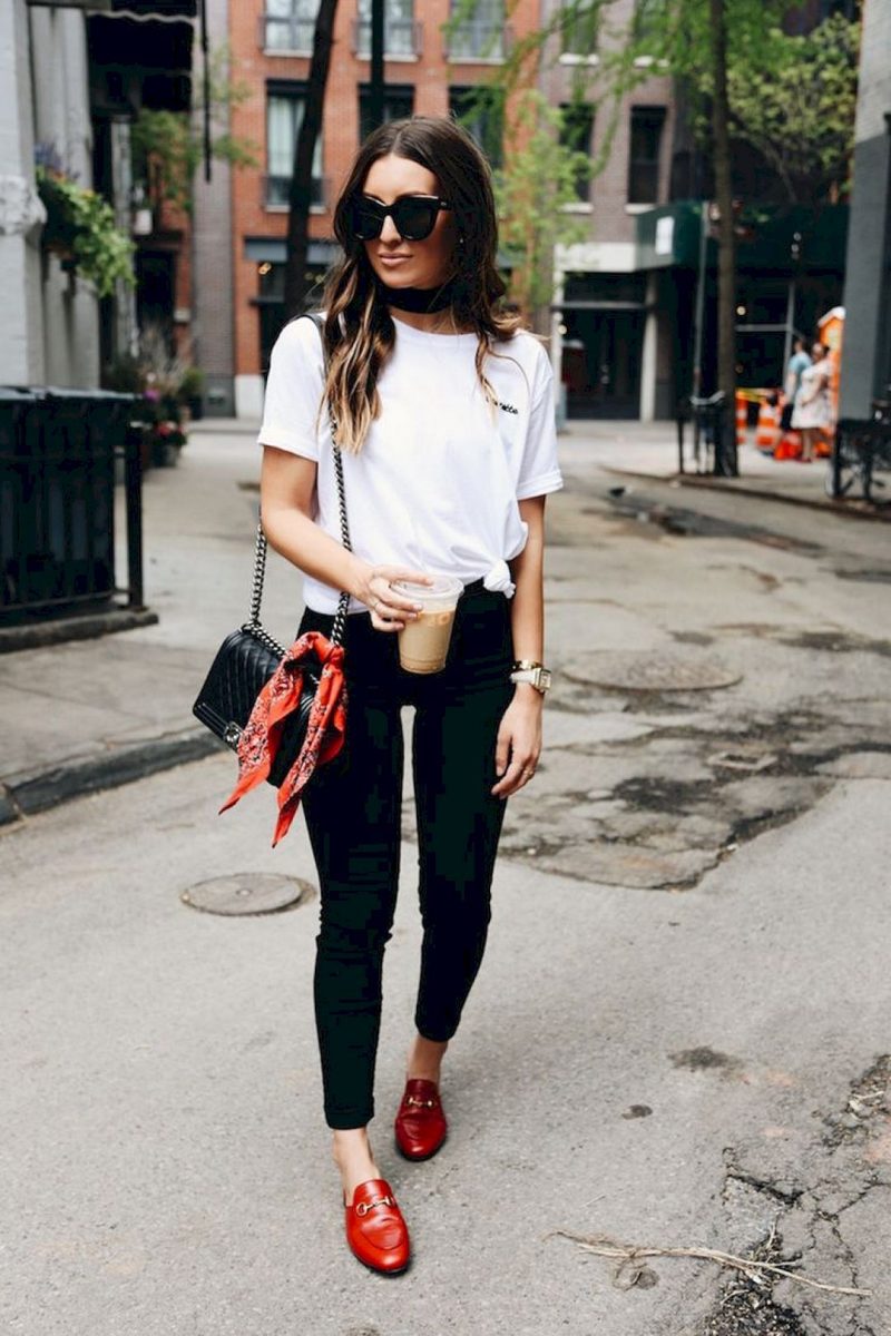 Những cách phối đồ với loafers vạn người mê quý cô thời thượng nên nằm lòng - Hình 3