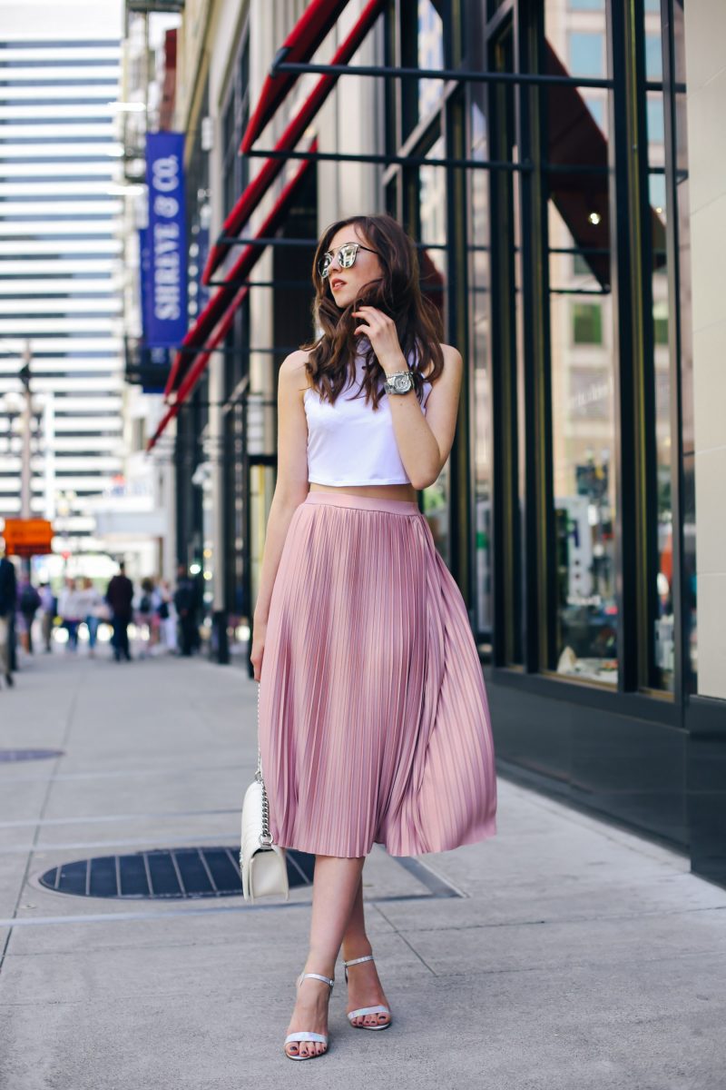 Những công thức kết hợp croptop cùng chân váy mà bạn tuyệt đối đừng quên - Hình 15