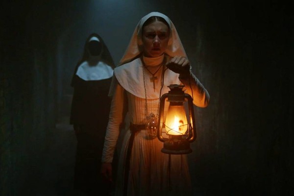 Sau ác quỷ ma sơ Valak trong The Nun, hàng loạt cái tên tiếp theo dự kiến chiếm sóng vũ trụ The Conjuring - Hình 7