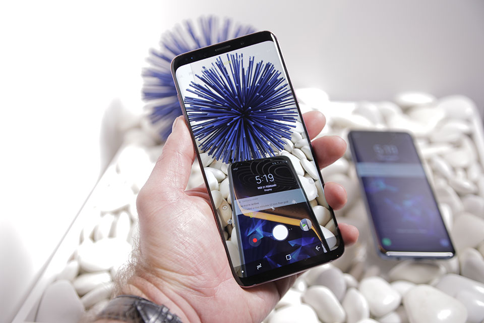 So sánh Sony Xperia XZ3 và Galaxy S9 : Cuộc chiến của những smartphone Android tốt nhất - Hình 5