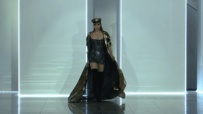 10 màn catwalk mãn nhãn tuyệt đối trong năm 2018: Lỡ thưởng thức rồi chỉ muốn ngắm nhìn mãi không thôi - Hình 11