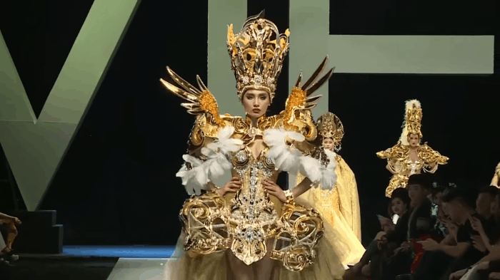 10 màn catwalk mãn nhãn tuyệt đối trong năm 2018: Lỡ thưởng thức rồi chỉ muốn ngắm nhìn mãi không thôi - Hình 4