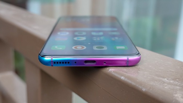 9 smartphone có màu đẹp nhất năm 2018 - Hình 6