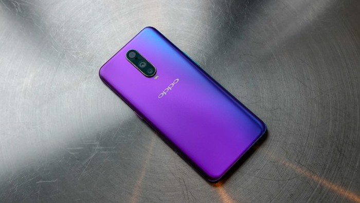 9 smartphone có màu đẹp nhất năm 2018 - Hình 5