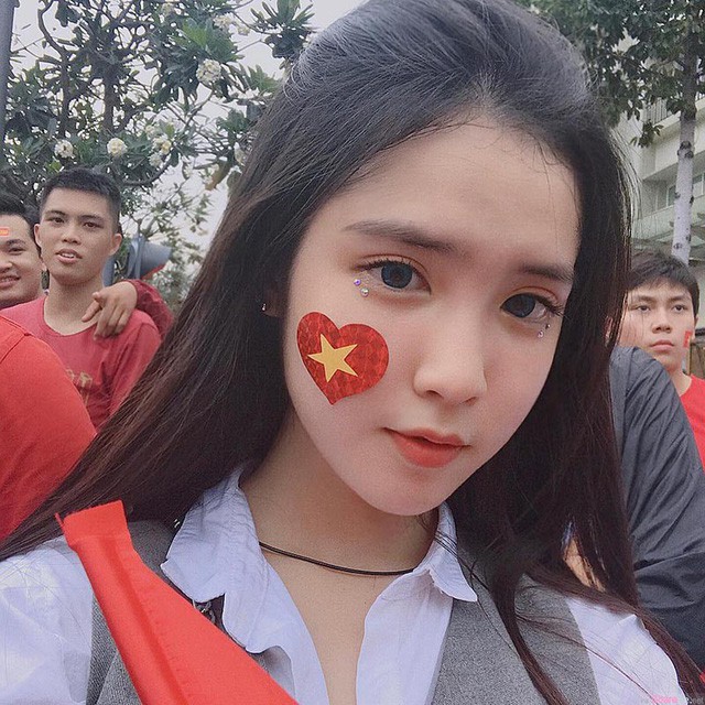 9 thiếu nữ mang dòng máu lai gây thương nhớ năm 2018 - Hình 7