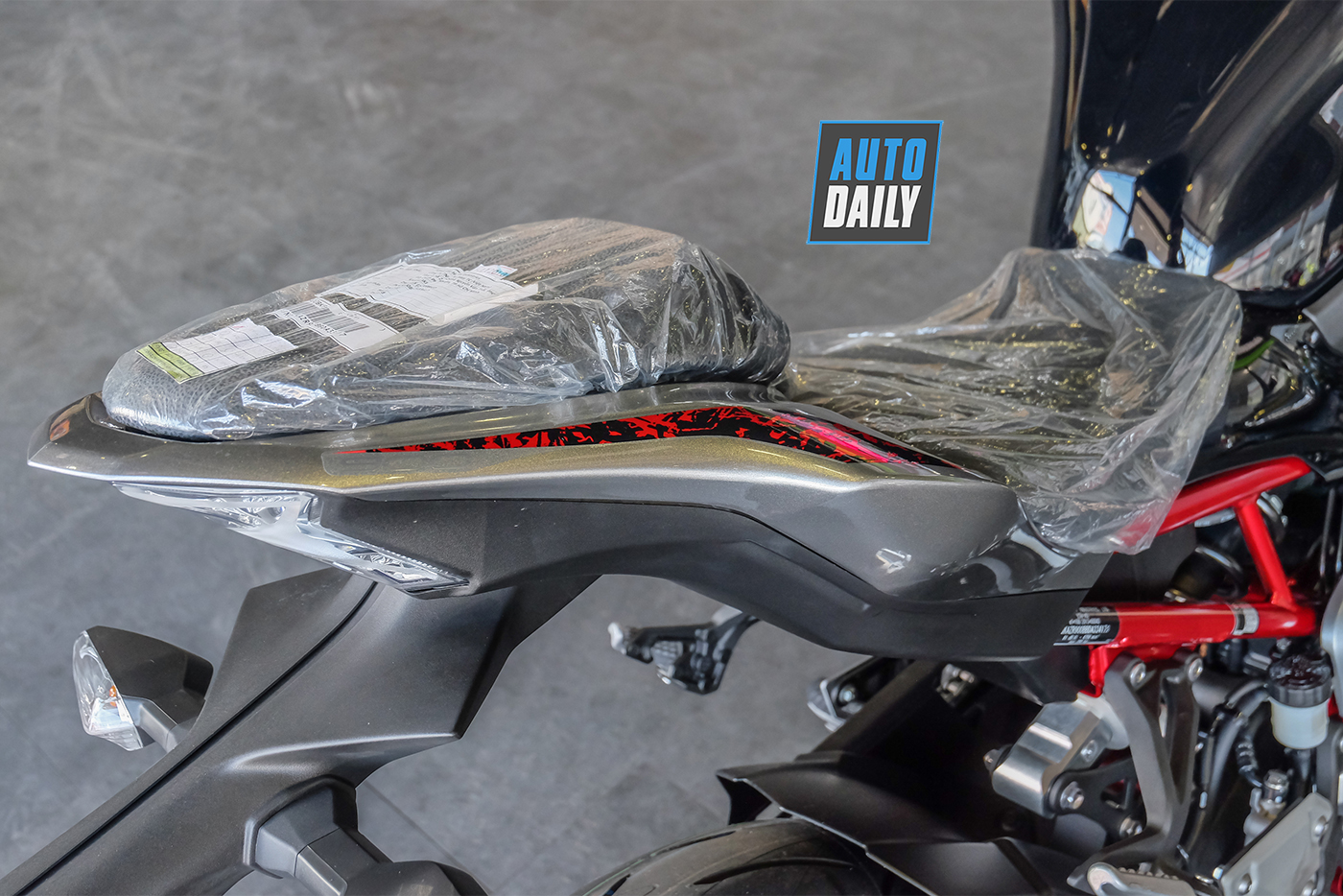 Ảnh chi tiết kawasaki z900 abs 2019 - Hình 10