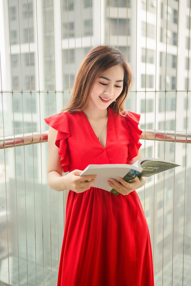 Hot girl làng hài ngày càng đẹp, gợi cảm sau 2 năm kết hôn - Hình 12