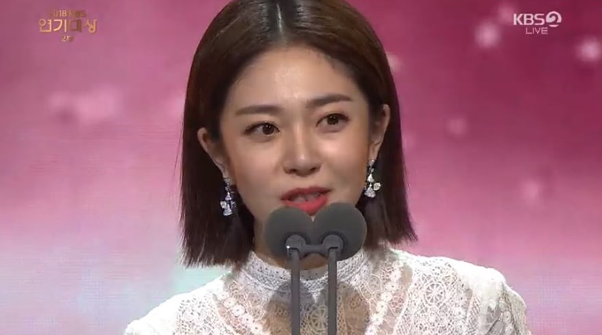 Kết quả trao giải hai đài danh giá xứ Hàn KBS và SBS Drama Awards 2018: Chán chả buồn nói! - Hình 23