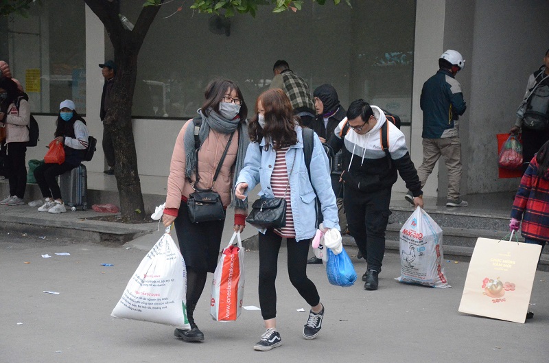 Người dân trở lại Thủ đô trong giá rét cắt da - Hình 5