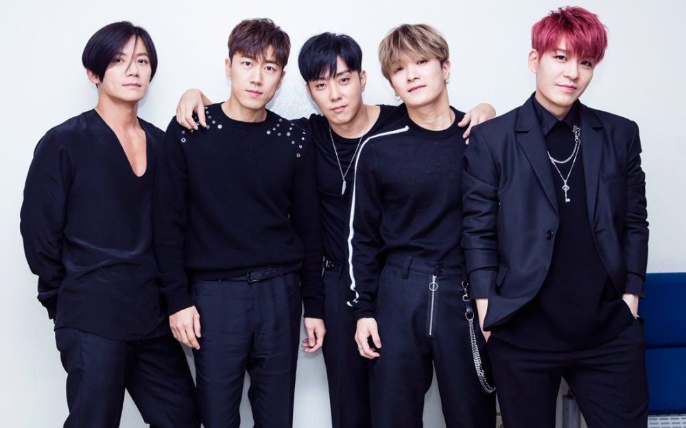 Nhà YG sáng nhất hôm nay: Một thành viên rời nhóm sau loạt phốt hẹn hò fan, biển thủ tiền quỹ fanclub - Hình 2