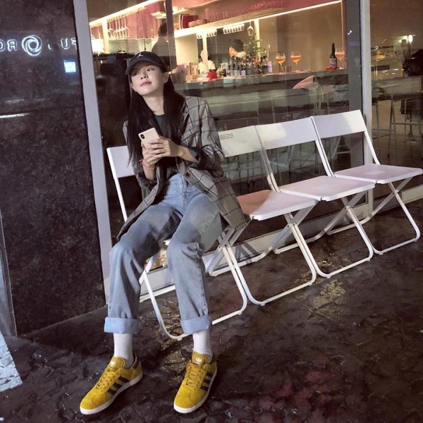 Nhan sắc quá đỗi xinh đẹp và phong thái thời trang giản dị của bạn gái Lee Kwang Soo - Hình 13