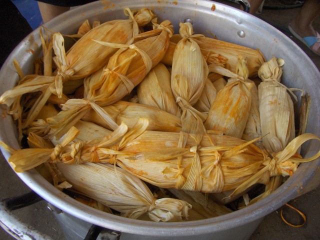Tamales: món ngon ngày Tết của người Mexico, độc đáo từ nguyên liệu gói bên ngoài đến phần nhân bên trong - Hình 15