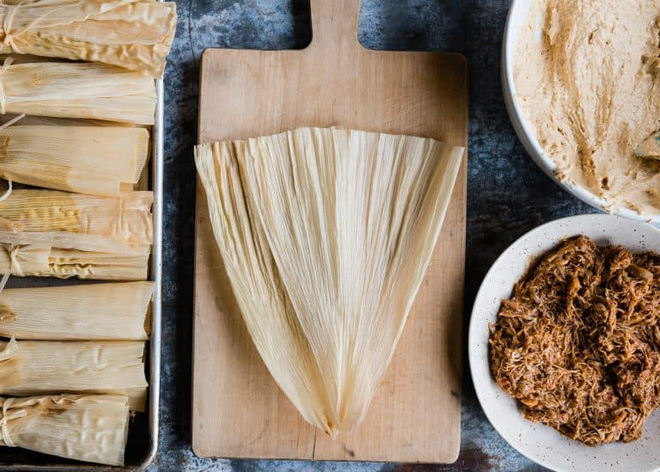 Tamales: món ngon ngày Tết của người Mexico, độc đáo từ nguyên liệu gói bên ngoài đến phần nhân bên trong - Hình 11