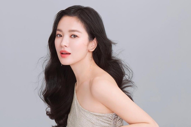 Quen Thuộc Với Hình Ảnh Tóc Ngắn, Song Hye Kyo Gây Lạ Lẫm Với Mái Tóc Dài -  Sao Châu Á - Việt Giải Trí