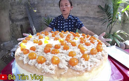 Bà Tân Vlog lại bị dân mạng la ó vì quảng cáo bất chấp, nấu nồi đuôi bò đã hầm đủ thứ gia vị lại còn cho thêm cả loại sữa này!? - Hình 5