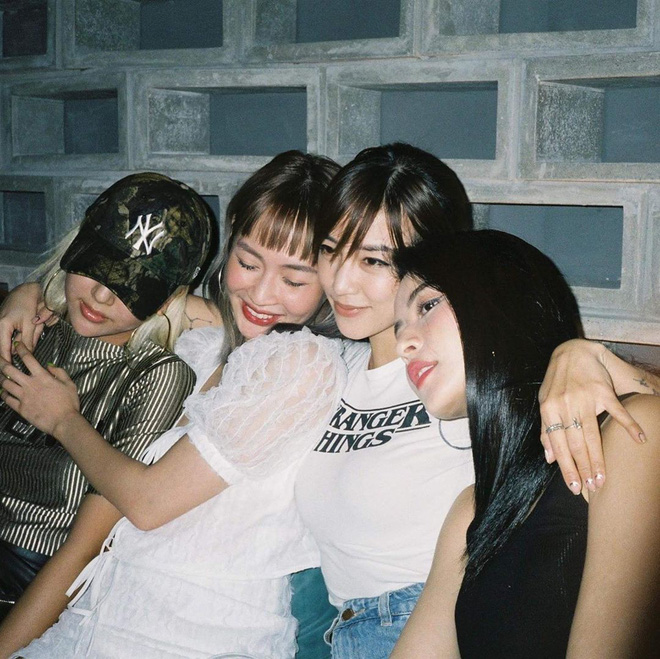 Đẳng cấp hot girl khi hẹn nhau xập xình: Lúc đi hết mình, lúc về có cả rổ ảnh thần thái ngút ngàn - Hình 12