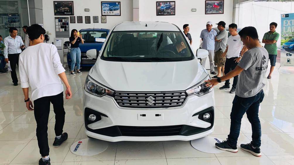 Ô tô đua nhau giảm giá giúp doanh số thị trường tăng trưởng mạnh - Hình 1