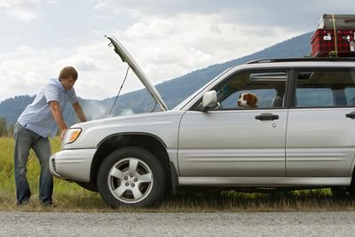 10 điều nên tuân thủ khi ô tô bị ngập nước - Hình 6