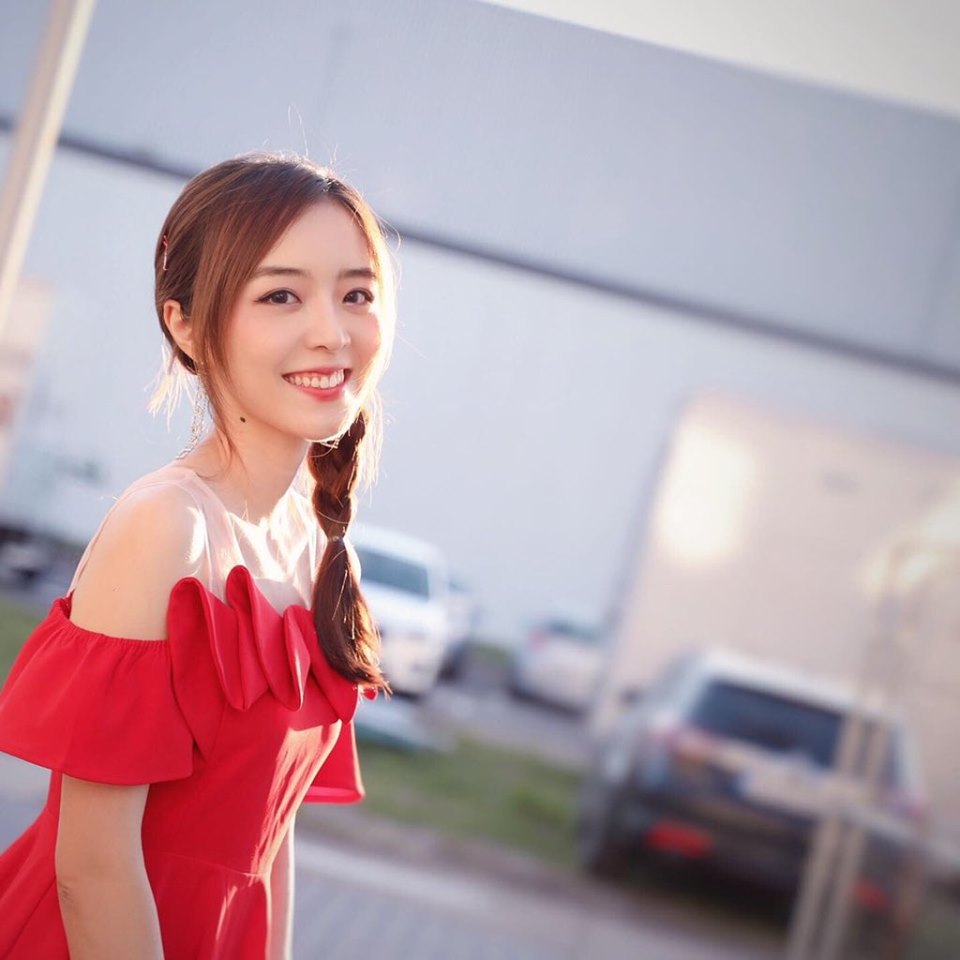 Liên Minh Huyền Thoại: TOP 4 nữ MC xinh đẹp của CKTG 2019 là ai? - Hình 1