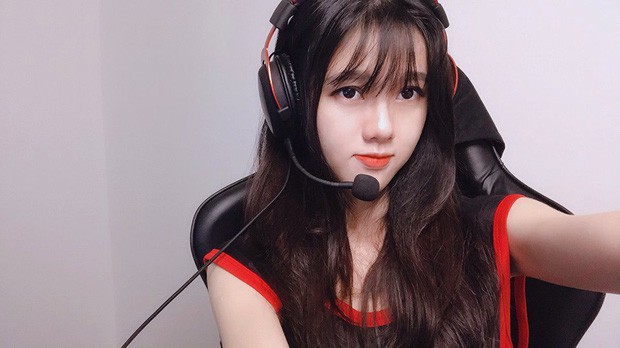 Loạt streamer mặt đẹp, chân dài củng cố thêm cho chân lý thời đại mới: Muốn ngắm gái xinh thì xem streaming! - Hình 4