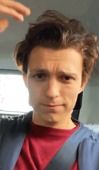 Nhận phim mới của đạo diễn ENDGAME, Tom Holland từ Nhện Nhí hoá Hoàng tử sọ dừa - Hình 2