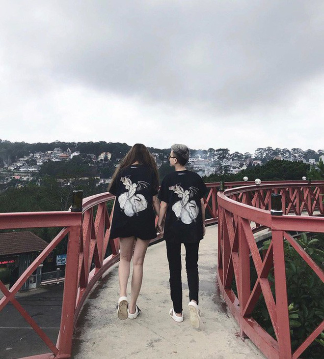Rộ tin Bâu - gái xinh nổi tiếng Instagram và người yêu tomboy chia tay: Xoá hết ảnh chung, than đi ăn 1 mình và viết status trách móc ẩn ý! - Hình 5