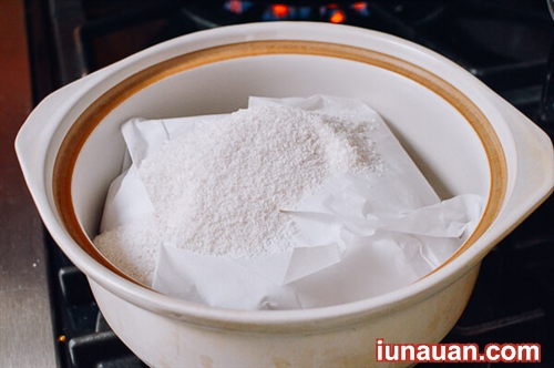 Ứa nước miếng với món gà nướng muối ngọt thơm siêu hấp dẫn ! - Hình 5