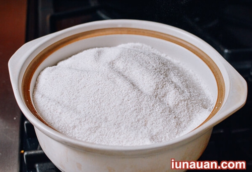 Ứa nước miếng với món gà nướng muối ngọt thơm siêu hấp dẫn ! - Hình 6
