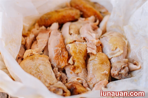 Ứa nước miếng với món gà nướng muối ngọt thơm siêu hấp dẫn ! - Hình 1