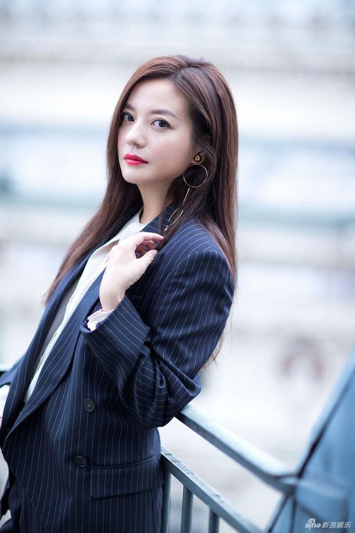 Xếp hạng doanh thu phòng vé của các nữ diễn viên Cbiz: Dương Mịch cao ngất ngưởng, Triệu Lệ Dĩnh và Địch Lệ Nhiệt Ba thấp không tưởng - Hình 7