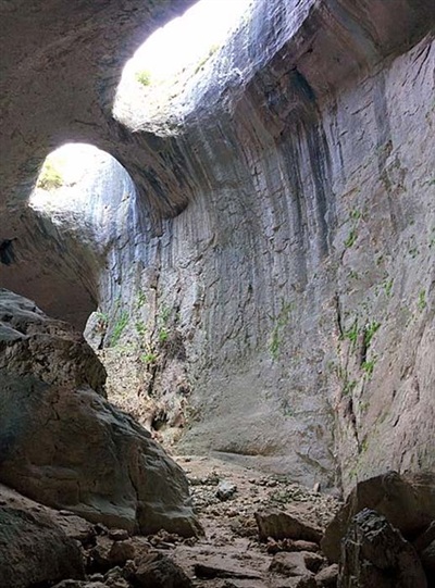 Bí ẩn đôi mắt thần kỳ lạ xuất hiện ở hang động Bulgaria - Hình 4