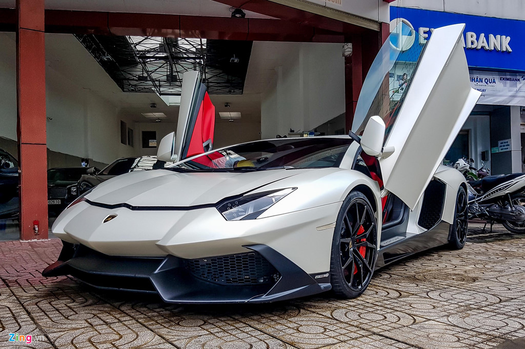 Lamborghini Aventador độ bodykit bản kỷ niệm tại  - Ôtô - Việt Giải  Trí