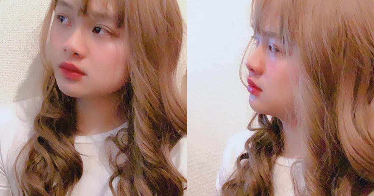 Có người yêu xinh hơn mình thì sao? Đội tóc giả thôi cũng ăn đứt nhan sắc bạn gái! - Netizen - Việt Giải Trí Có người yêu xinh hơn mình thì sao? Đội tóc giả thôi cũng ăn đứt nhan sắc bạn gái! - Netizen - Việt Giải Trí
