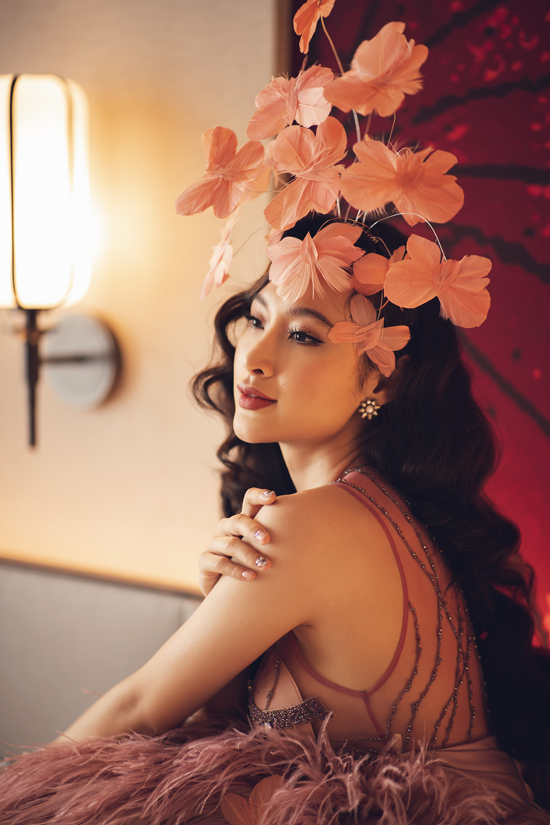 Angela Phương Trinh làm thiên thần - Hình 8