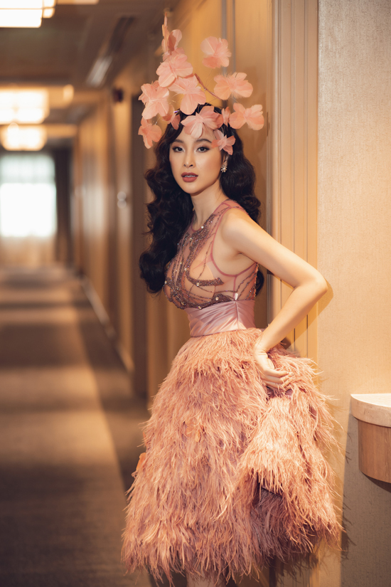 Angela Phương Trinh làm thiên thần - Hình 4