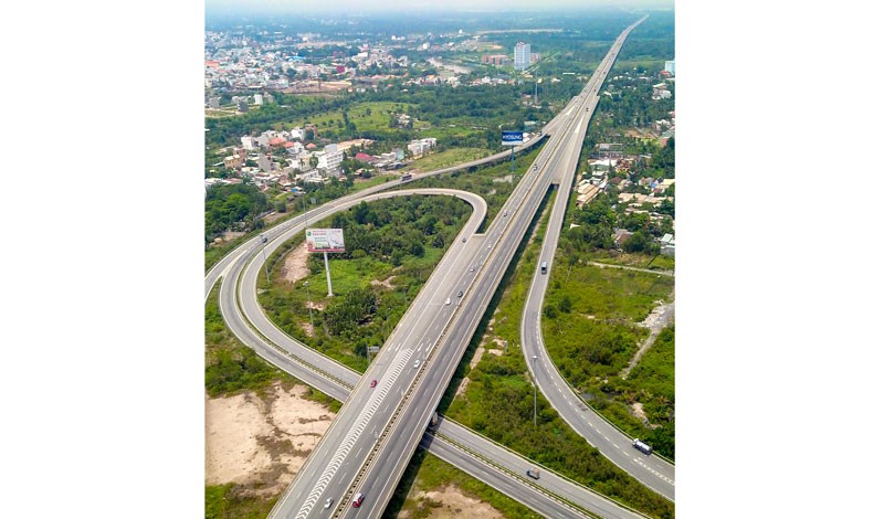 BOT và những khoản nợ xấu - Hình 1