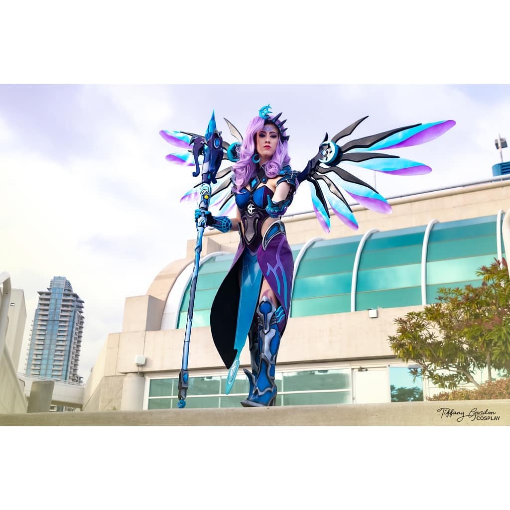 Dân tinh say đắm vơi ban cosplay Mercy trên Instagram - Hình 3