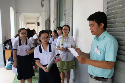Điểm môn toán tăng từ khi thi trắc nghiệm - Hình 1