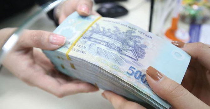 Lãi suất liên ngân hàng VND bật tăng trở lại, lãi suất USD tiếp tục đi xuống - Hình 1