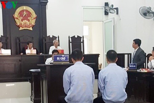 Liều lĩnh phá két trụ sở các Ủy ban, chiếm đoạt 640 triệu đồng - Hình 1