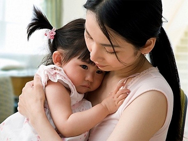 Tâm sự đàn bà có chồng ngoại tình: Tôi thấy bình yên khi có con bên cạnh - Hình 2