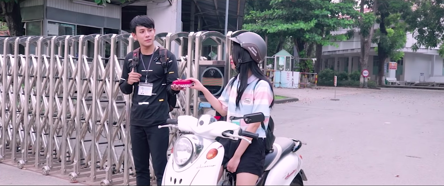 Vì gặp được em: Hotboy Hoàng Minh bị ăn đòn nhừ tử - Hình 1
