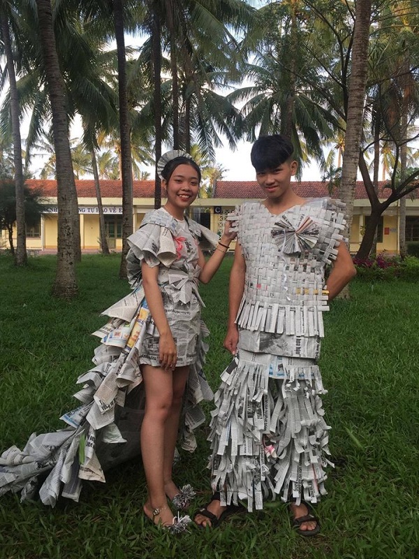 Đã mắt ngắm nhìn màn trình diễn trang phục tái chế đẹp như bữa tiệc dạ hội của teen Lê Hồng Phong - Hình 18