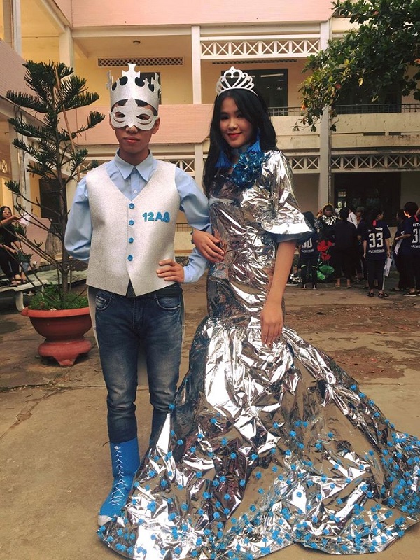 Đã mắt ngắm nhìn màn trình diễn trang phục tái chế đẹp như bữa tiệc dạ hội của teen Lê Hồng Phong - Hình 12