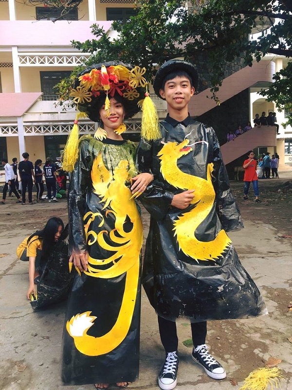 Đã mắt ngắm nhìn màn trình diễn trang phục tái chế đẹp như bữa tiệc dạ hội của teen Lê Hồng Phong - Hình 15