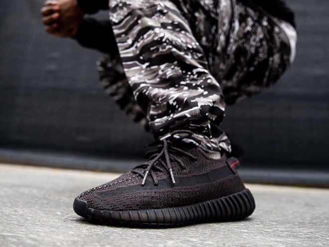 yeezy 350 zoom