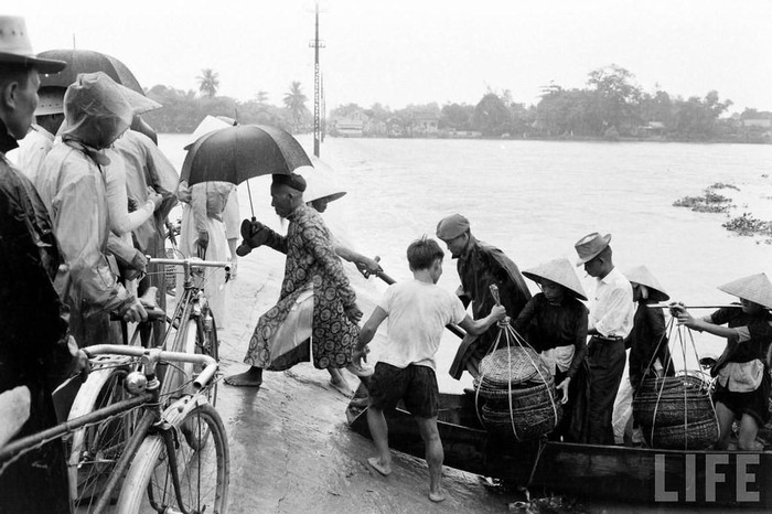 Cuộc sống ở Huế năm 1961 qua ảnh độc của tạp chí Life - Hình 1